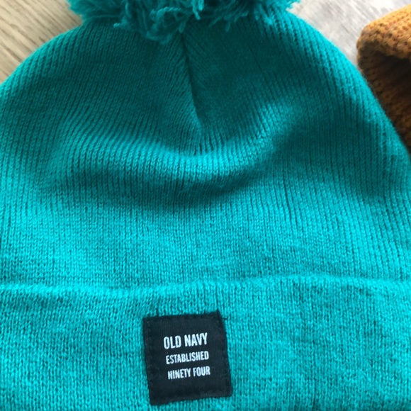 Old navy winter hat unisex bundle - Picture 2 of 5